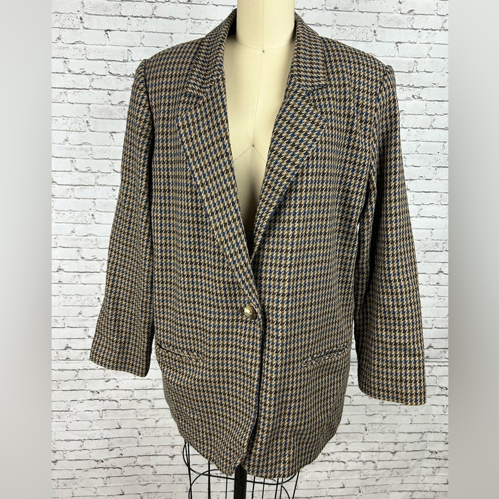 SAG HARBOR | 40% wool houndstooth blazer with shoulder pads size 16